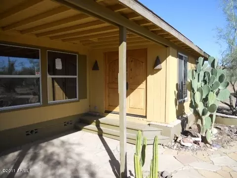 2320 E Maddock Rd, Phoenix, AZ 85086 photo 6