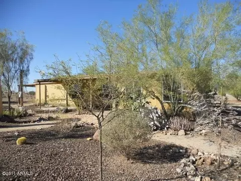 2320 E Maddock Rd, Phoenix, AZ 85086 photo 3