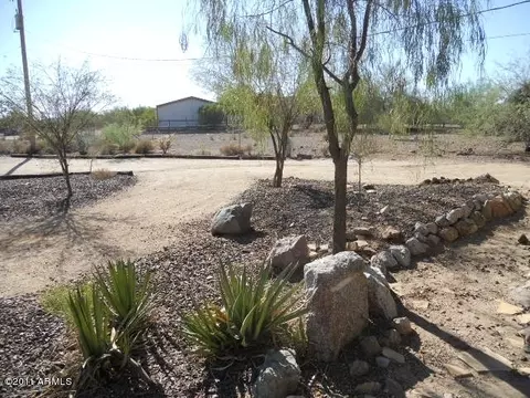 2320 E Maddock Rd, Phoenix, AZ 85086 photo 5