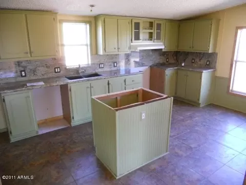 2320 E Maddock Rd, Phoenix, AZ 85086 photo 9