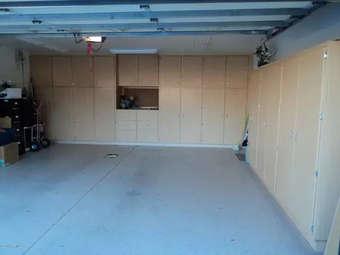 317 E Beck Ln, Phoenix, AZ 85022 photo 4