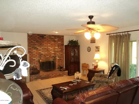317 E Beck Ln, Phoenix, AZ 85022 photo 8