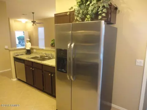 4619 E Prickly Pear Trl, Phoenix, AZ 85050 photo 4