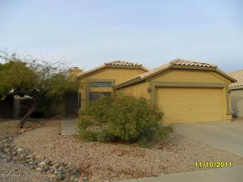 4722 E Lavender Ln, Phoenix, AZ 85044 photo 1