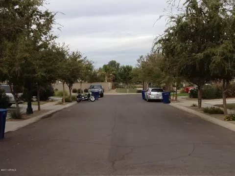 1577 S Hawk Ct, Gilbert, AZ 85296 photo 5