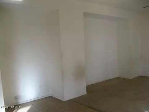 1835 S Starling Dr, Gilbert, AZ 85295 photo 4
