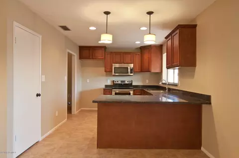 1843 E Grove Cir, Mesa, AZ 85204 photo 7