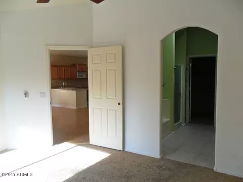 3237 E Maldonado Dr, Phoenix, AZ 85042 photo 12