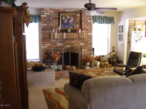 1927 E Dawn Dr, Tempe, AZ 85284 photo 5