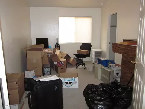2727 E Branham Ln, Phoenix, AZ 85042 photo 6