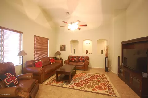 2191 E Iris Dr, Chandler, AZ 85286 photo 3
