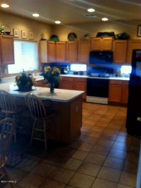 1055 S Oak St, Gilbert, AZ 85233 photo 7