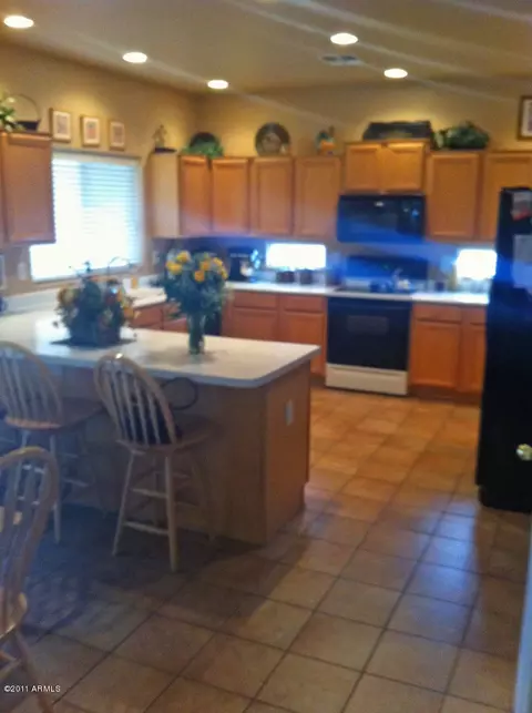 1055 S Oak St, Gilbert, AZ 85233 photo 8