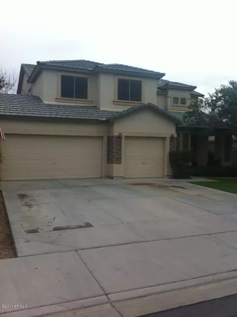 1055 S Oak St, Gilbert, AZ 85233 photo 2