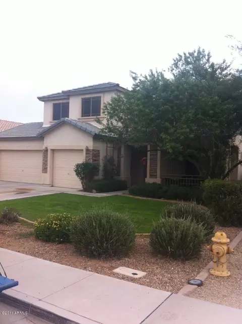 1055 S Oak St, Gilbert, AZ 85233 photo 1
