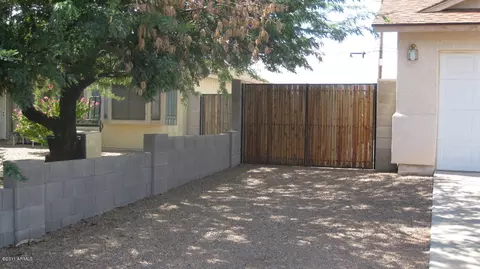 2580 S Mariposa Rd, Apache Junction, AZ 85119 photo 2
