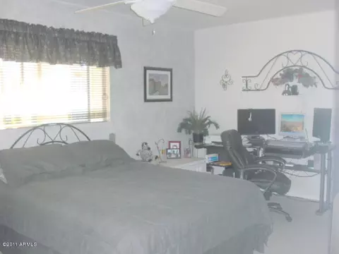 1101 E Michelle Dr, Phoenix, AZ 85022 photo 7