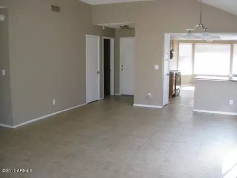 1726 E Vineyard Rd, Phoenix, AZ 85042 photo 6