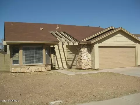 1726 E Vineyard Rd, Phoenix, AZ 85042 photo 1