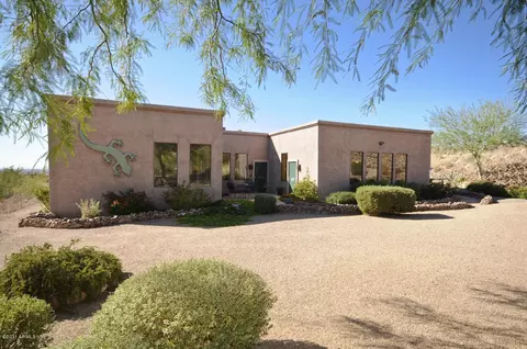5879 E Sagebrush St, Apache Junction, AZ 85119 photo 1