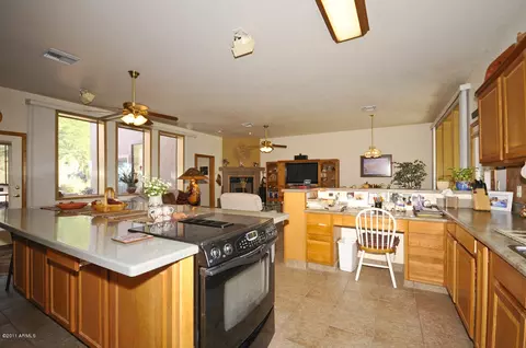 5879 E Sagebrush St, Apache Junction, AZ 85119 photo 14