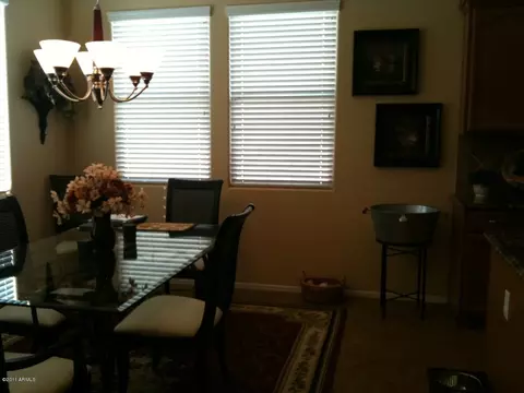 2936 S Colonial St, Gilbert, AZ 85295 photo 9