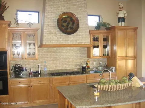 8066 E Sugarloaf Cir, Mesa, AZ 85207 photo 1
