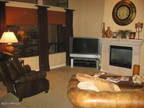 8066 E Sugarloaf Cir, Mesa, AZ 85207 photo 7