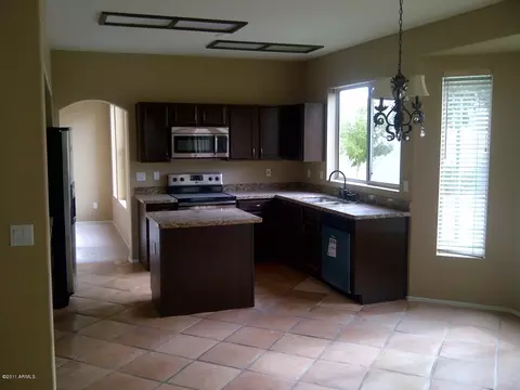 1711 E Hearn Rd, Phoenix, AZ 85022 photo 5