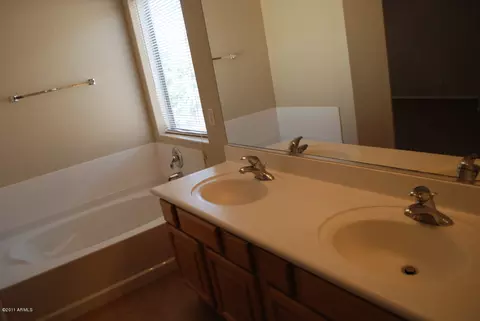 3476 E Arianna Ave, Gilbert, AZ 85298 photo 17