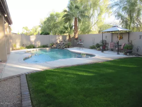 733 E Maria Ln, Tempe, AZ 85284 photo 6