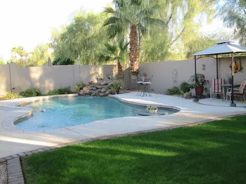 733 E Maria Ln, Tempe, AZ 85284 photo 4