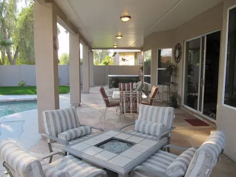 733 E Maria Ln, Tempe, AZ 85284 photo 8