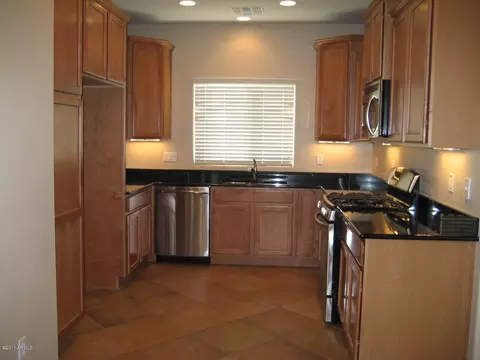 3972 E Melinda Dr, Phoenix, AZ 85050 photo 2