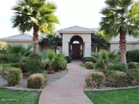 3235 E Piro St, Phoenix, AZ 85044 photo 2