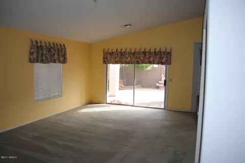 975 E Scott Ave, Gilbert, AZ 85234 photo 2