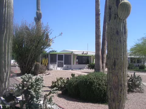 5742 E Montara Pl, Mesa, AZ 85215 photo 2