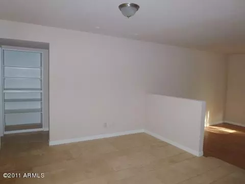 2648 E Cinnabar Ave, Phoenix, AZ 85028 photo 7