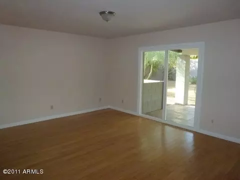 2648 E Cinnabar Ave, Phoenix, AZ 85028 photo 8