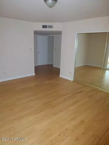 2648 E Cinnabar Ave, Phoenix, AZ 85028 photo 9