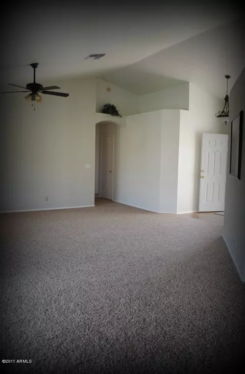 6216 E Grandview St, Mesa, AZ 85205 photo 2