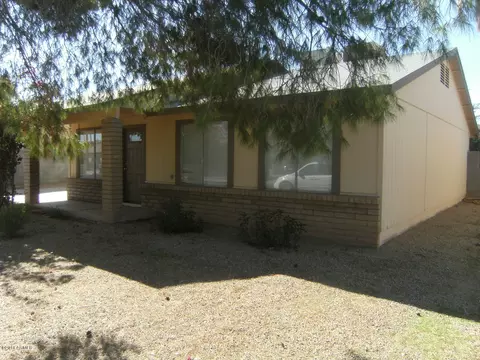 7014 S 45th Pl, Phoenix, AZ 85042 photo 1