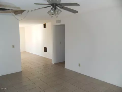 7014 S 45th Pl, Phoenix, AZ 85042 photo 5
