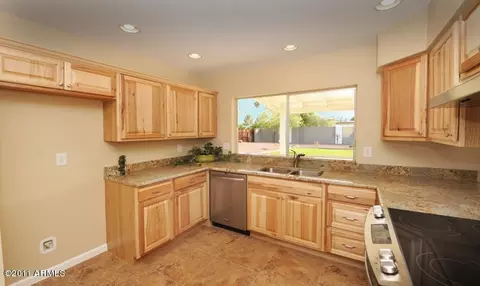 2401 E Shea Blvd, Phoenix, AZ 85028 photo 10