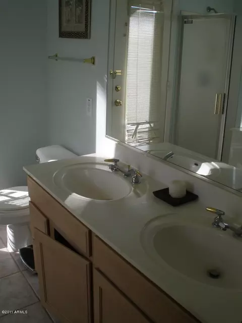3215 E Brookwood Ct, Phoenix, AZ 85048 photo 8