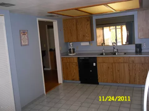 5331 S Mitchell Dr, Tempe, AZ 85283 photo 4