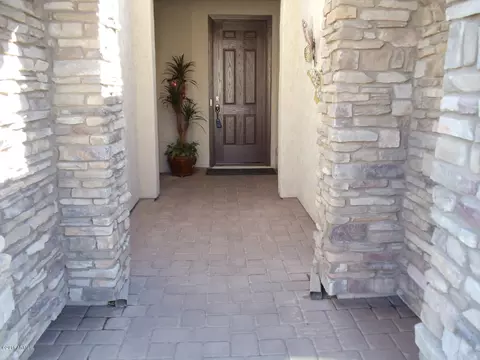4535 E Blue Spruce Ln, Gilbert, AZ 85298 photo 2