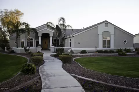 3829 E Oasis Cir, Mesa, AZ 85215 photo 4