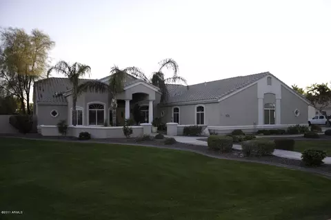 3829 E Oasis Cir, Mesa, AZ 85215 photo 3