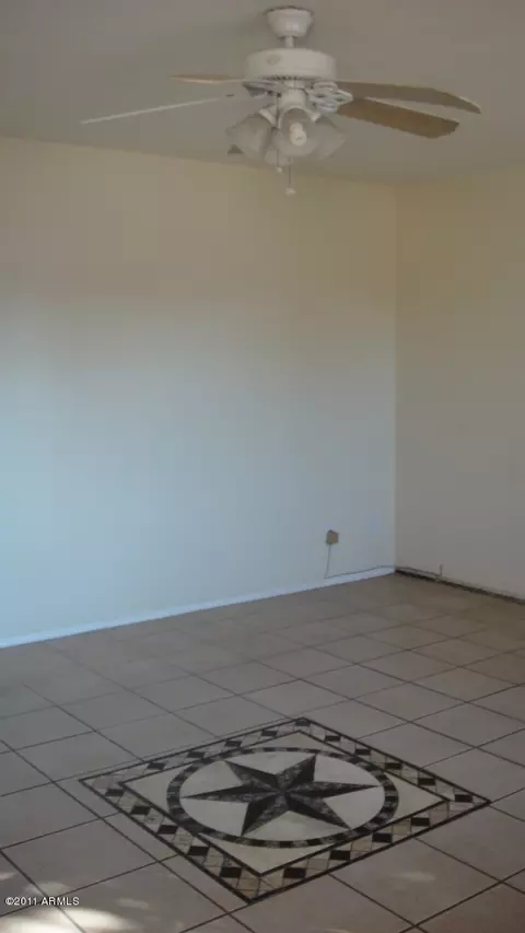 648 W Emerald Ave, Mesa, AZ 85210 photo 2